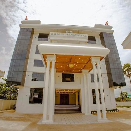 Hotel Kkm International Kuzhittura Exterior foto