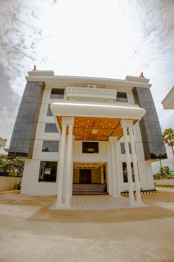 Hotel Kkm International Kuzhittura Exterior foto